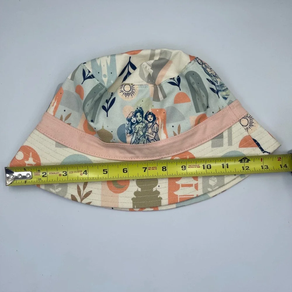 Disney Parks Princess Reversible Bucket Hat Aurora Tiana Snow White One Size NWT
